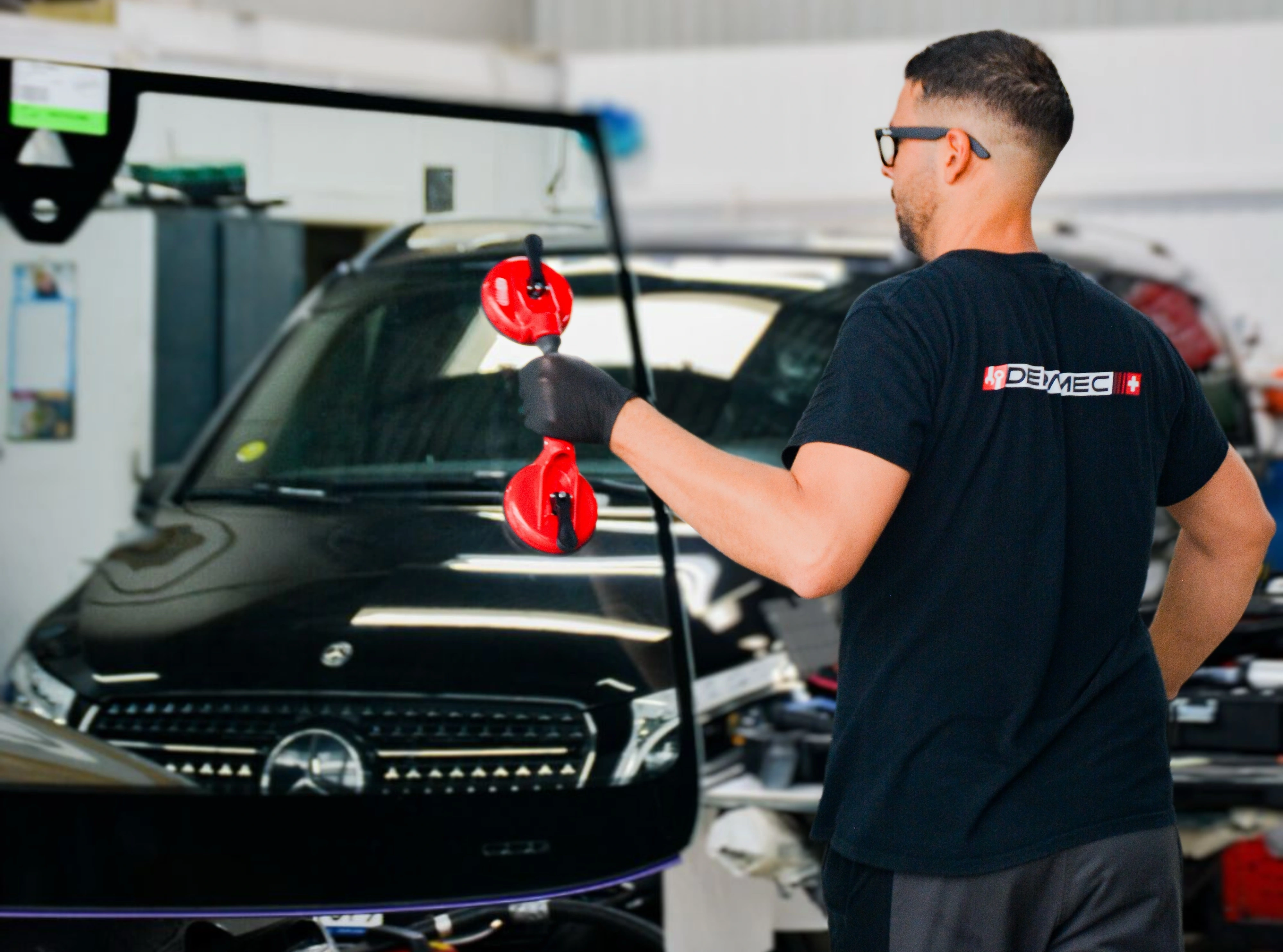 Remplacement de pare-brise et vitrage automobile à Genève